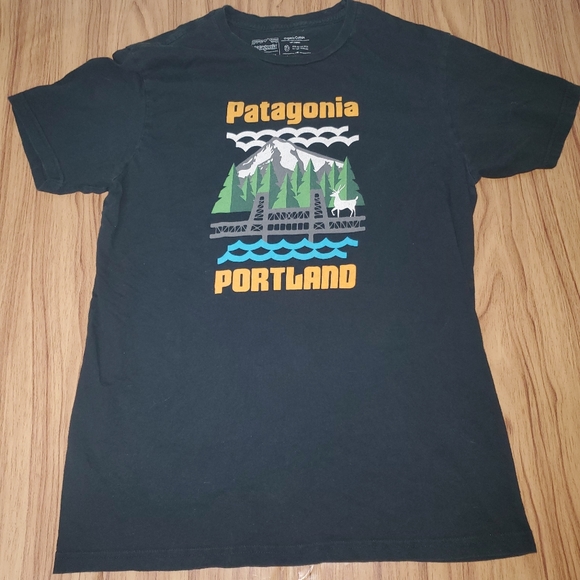 Patagonia Portland T-shirt Organic Cotton Men's Size Large Slim Fit Black - Picture 1 of 6